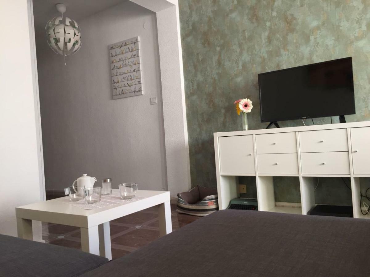 Апартаменти Apartamento Angelinma Малага Екстер'єр фото