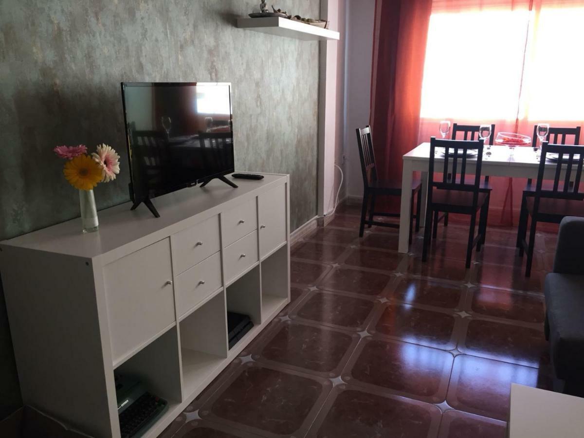 Апартаменти Apartamento Angelinma Малага Екстер'єр фото